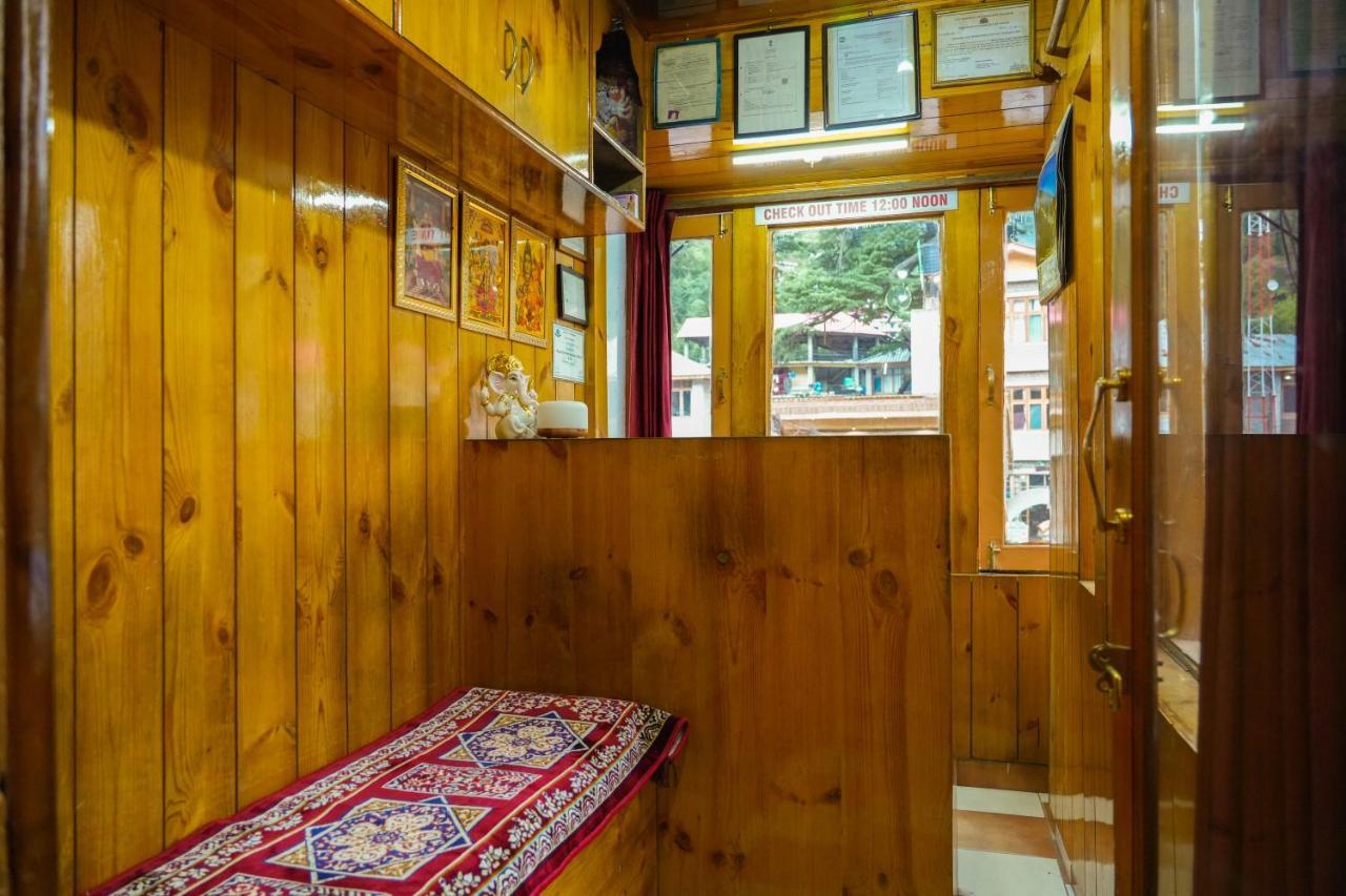 Hotel Grass Land Manāli Zewnętrze zdjęcie