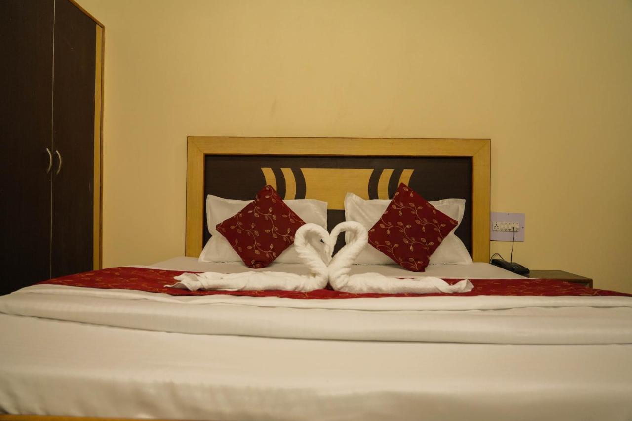 Hotel Grass Land Manāli Zewnętrze zdjęcie