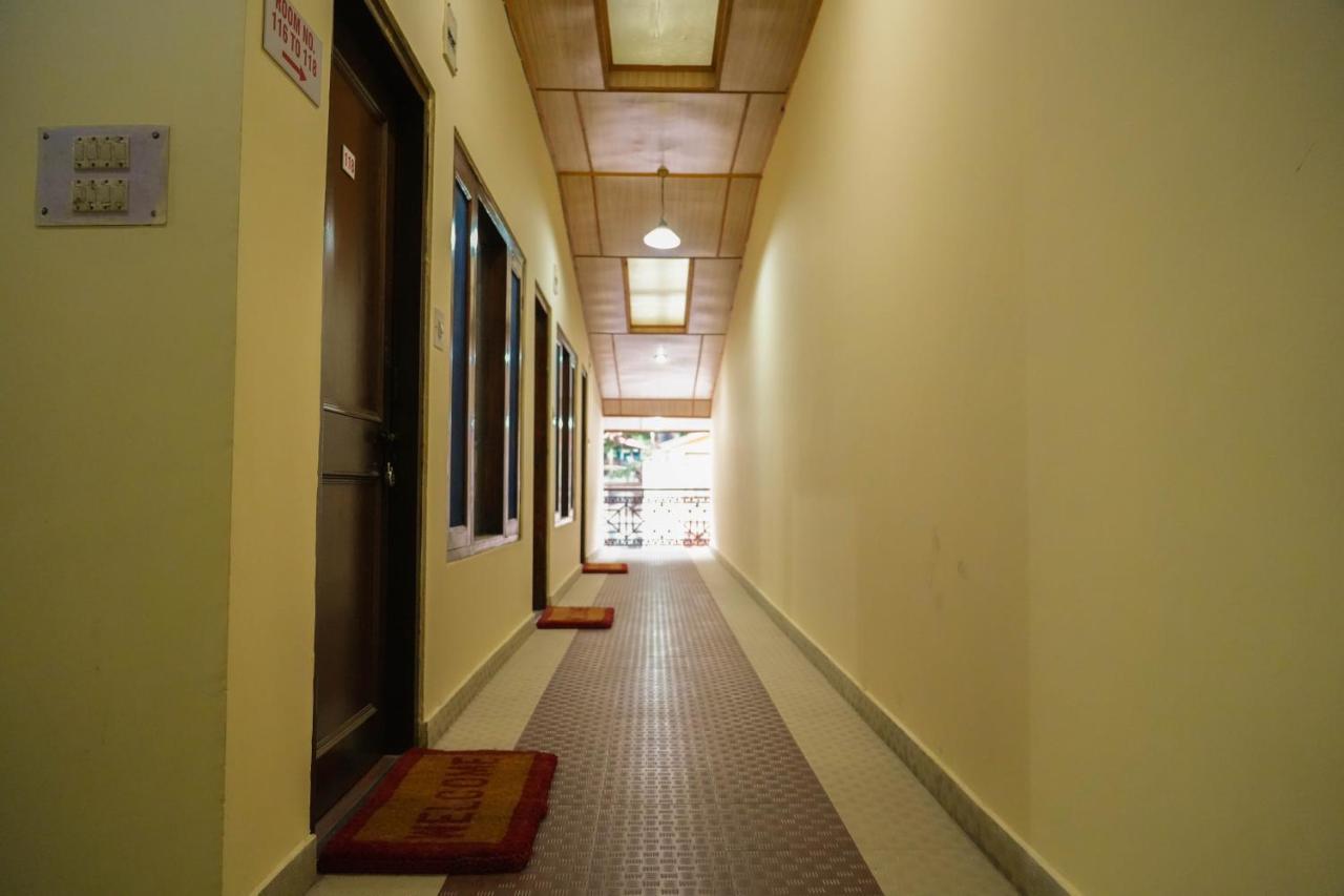 Hotel Grass Land Manāli Zewnętrze zdjęcie